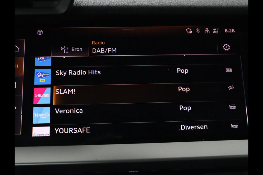 Audi A3 35 TFSI Business edition | Sportstoelen | Carplay | Virtual Cockpit | Park Assist | 18'' | Navigatie | Full LED | Climate control | Bluetooth | Cruise control