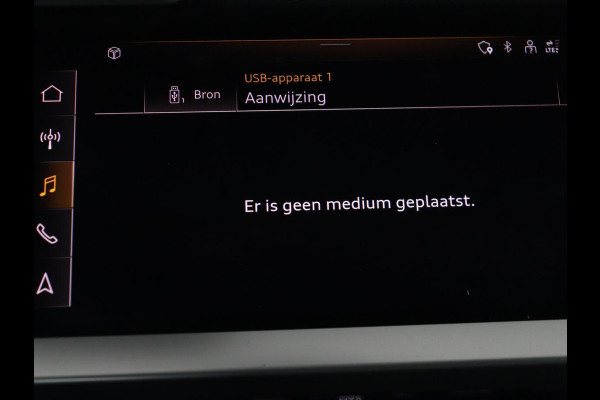 Audi A3 35 TFSI Business edition | Sportstoelen | Carplay | Virtual Cockpit | Park Assist | 18'' | Navigatie | Full LED | Climate control | Bluetooth | Cruise control