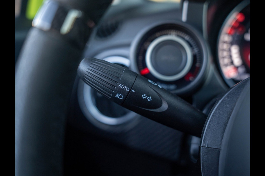 Abarth 595 1.4 T-Jet Competizione / Pano / Beats / Carbon / Carplay / DAB+ / Brembo