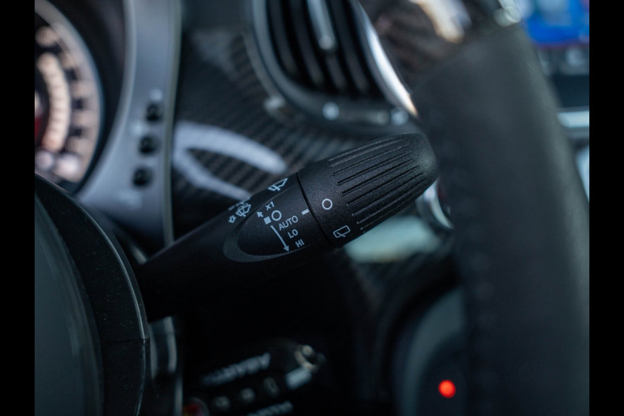 Abarth 595 1.4 T-Jet Competizione / Pano / Beats / Carbon / Carplay / DAB+ / Brembo