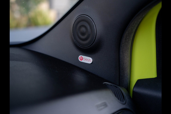 Abarth 595 1.4 T-Jet Competizione / Pano / Beats / Carbon / Carplay / DAB+ / Brembo