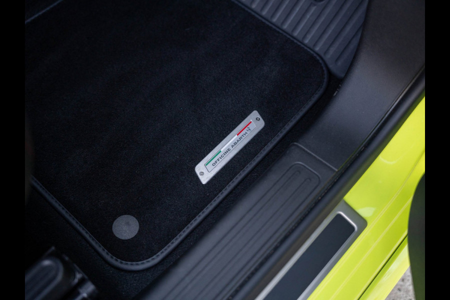 Abarth 595 1.4 T-Jet Competizione / Pano / Beats / Carbon / Carplay / DAB+ / Brembo