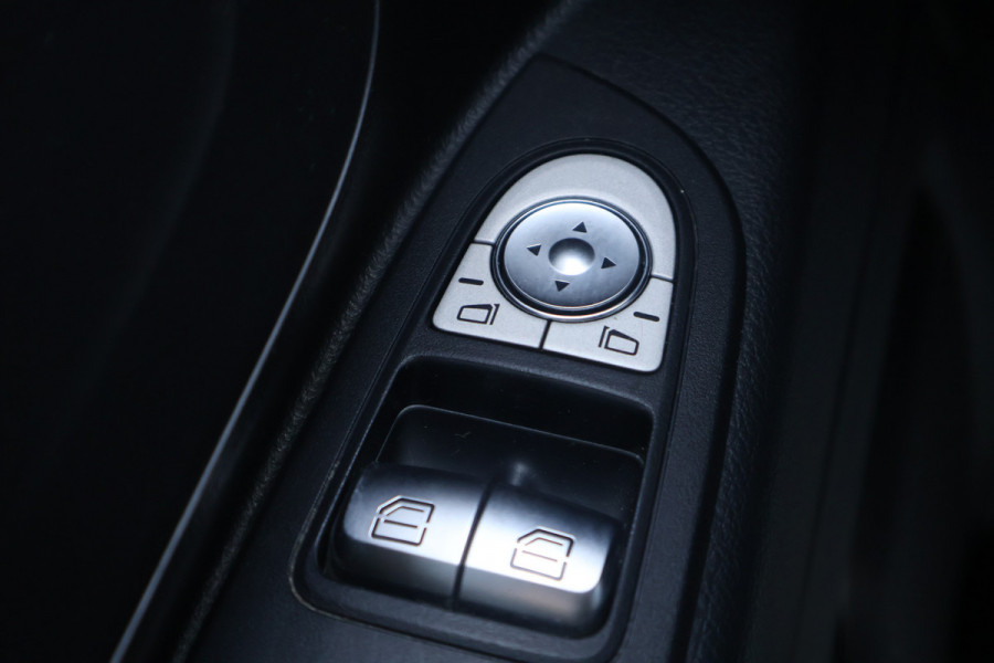 Mercedes-Benz Vito 114 CDI Lang Automaat Inrichting