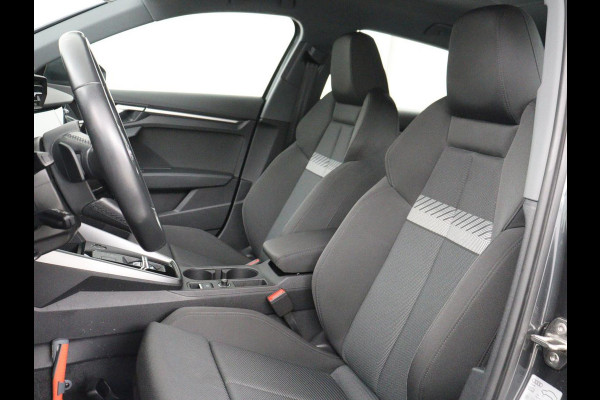 Audi A3 30 TFSI Advanced edition | Sportstoelen | Carplay | Virtual Cockpit | Park Assist | Full LED | Navigatie | Climate control | Bluetooth | 17'' | Cruise control