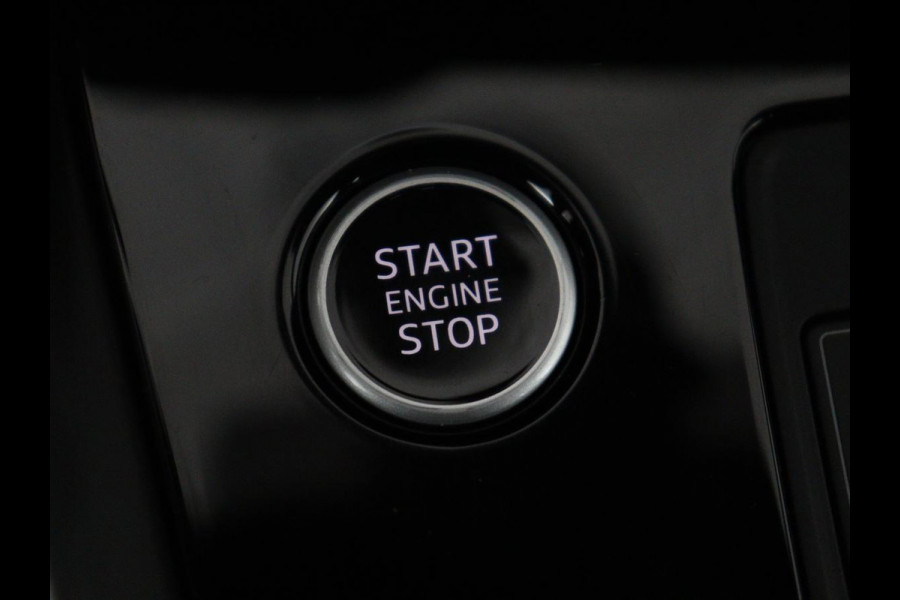 Audi A3 30 TFSI Advanced edition | Sportstoelen | Carplay | Virtual Cockpit | Park Assist | Full LED | Navigatie | Climate control | Bluetooth | 17'' | Cruise control