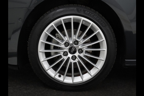 Audi A3 30 TFSI Advanced edition | Sportstoelen | Carplay | Virtual Cockpit | Park Assist | Full LED | Navigatie | Climate control | Bluetooth | 17'' | Cruise control