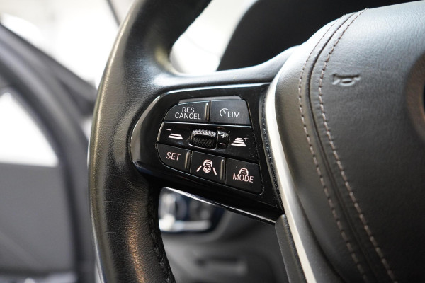 BMW 5 Serie Touring 530e Business Edition Plus | Harman Kardon | SoH 94% | Head Up | Trekhaak | Adaptive cruise | Sportstoelen | Blind spot | Stuurverwarming