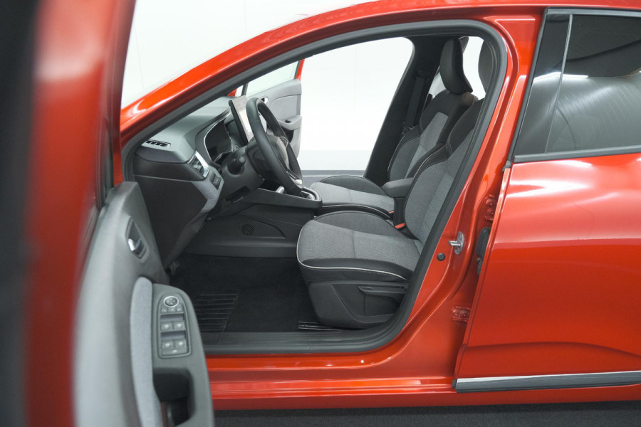 Renault Clio 1.0 TCe 90 GPF techno | 360 Camera | Adaptieve Cruise Control | 9.3 Inch Groot Scherm