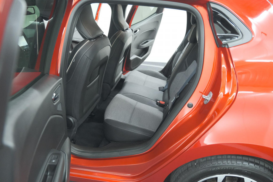 Renault Clio 1.0 TCe 90 GPF techno | 360 Camera | Adaptieve Cruise Control | 9.3 Inch Groot Scherm