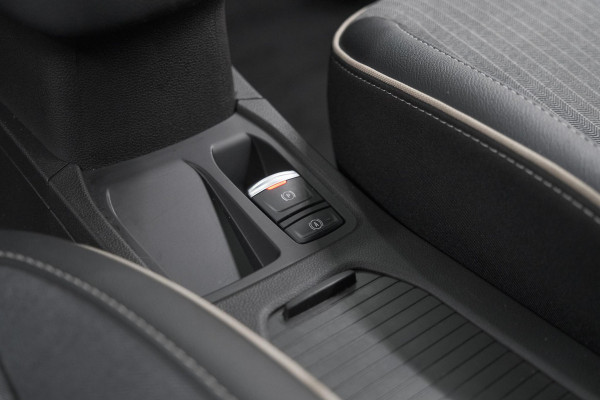 Renault Clio 1.0 TCe 90 GPF techno | 360 Camera | Adaptieve Cruise Control | 9.3 Inch Groot Scherm