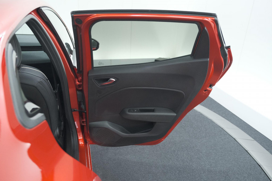 Renault Clio 1.0 TCe 90 GPF techno | 360 Camera | Adaptieve Cruise Control | 9.3 Inch Groot Scherm