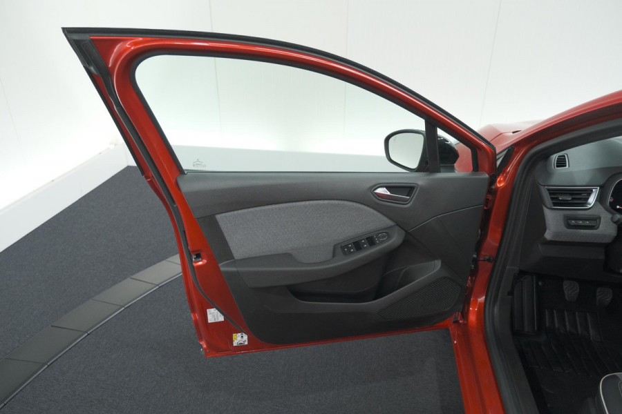 Renault Clio 1.0 TCe 90 GPF techno | 360 Camera | Adaptieve Cruise Control | 9.3 Inch Groot Scherm