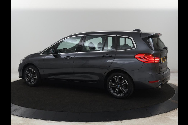 BMW 2 Serie Gran Tourer 218i 7 Persoons Executive | Sport Line | 1e eigenaar | Stoelverwarming | Head-Up | Trekhaak | Sportstoelen | Half leder | Navigatie | Climate control | Parkeerhulp | Cruise control