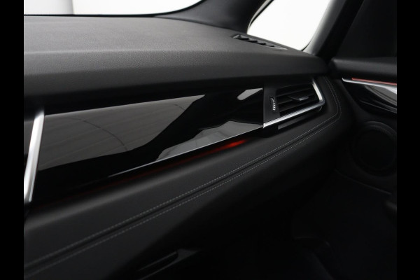 BMW 2 Serie Gran Tourer 218i 7 Persoons Executive | Sport Line | 1e eigenaar | Stoelverwarming | Head-Up | Trekhaak | Sportstoelen | Half leder | Navigatie | Climate control | Parkeerhulp | Cruise control