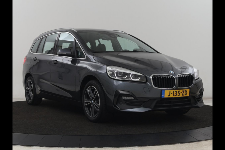 BMW 2 Serie Gran Tourer 218i 7 Persoons Executive | Sport Line | 1e eigenaar | Stoelverwarming | Head-Up | Trekhaak | Sportstoelen | Half leder | Navigatie | Climate control | Parkeerhulp | Cruise control