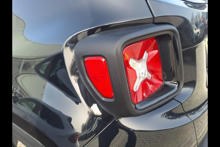 Jeep Renegade 1.4 MultiAir Night Eagle II Limited Automaat | Trekhaak | Xenon | Adaptive CC | Navi | Dealer-onderhouden |