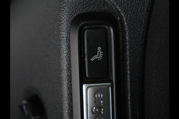 Volkswagen Tiguan 1.4 TSI R Line | Panoramadak | Stoelverwarming | Trekhaak | Adaptive cruise | Virtual Cockpit | Dynaudio | Massage | Camera | Navigatie | LED Plus | Keyless | 20'' | Park Assist