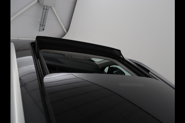 Volkswagen Tiguan 1.4 TSI R Line | Panoramadak | Stoelverwarming | Trekhaak | Adaptive cruise | Virtual Cockpit | Dynaudio | Massage | Camera | Navigatie | LED Plus | Keyless | 20'' | Park Assist