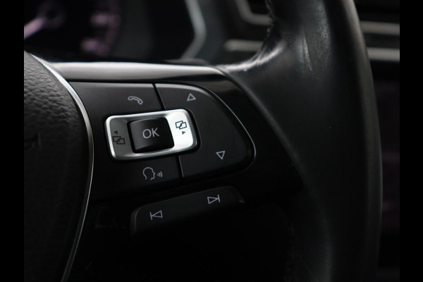 Volkswagen Tiguan 1.4 TSI R Line | Panoramadak | Stoelverwarming | Trekhaak | Adaptive cruise | Virtual Cockpit | Dynaudio | Massage | Camera | Navigatie | LED Plus | Keyless | 20'' | Park Assist