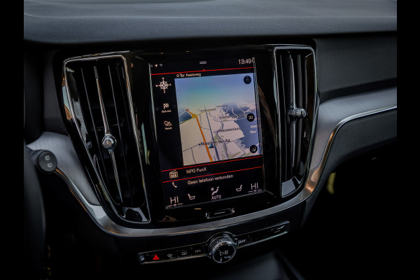Volvo V60 2.0 B3 Momentum Advantage Automaat 1e Eigenaar