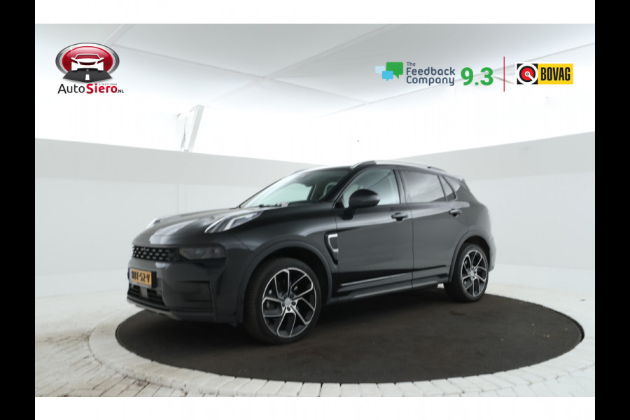 Lynk & Co 01 1.5 Full Black, Panorama Dak, Digital Dash