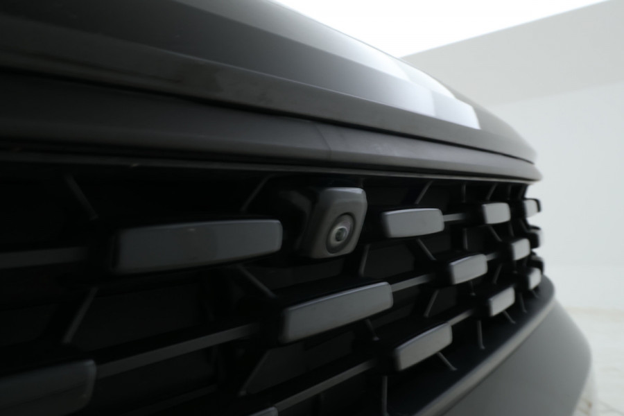 Lynk & Co 01 1.5 Full Black, Panorama Dak, Digital Dash