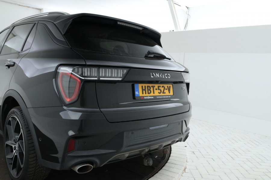 Lynk & Co 01 1.5 Full Black, Panorama Dak, Digital Dash