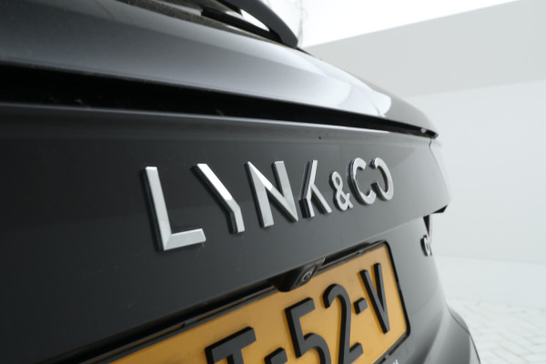 Lynk & Co 01 1.5 Full Black, Panorama Dak, Digital Dash
