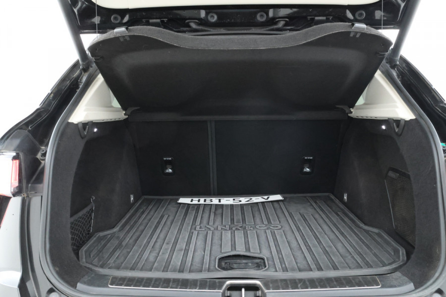 Lynk & Co 01 1.5 Full Black, Panorama Dak, Digital Dash