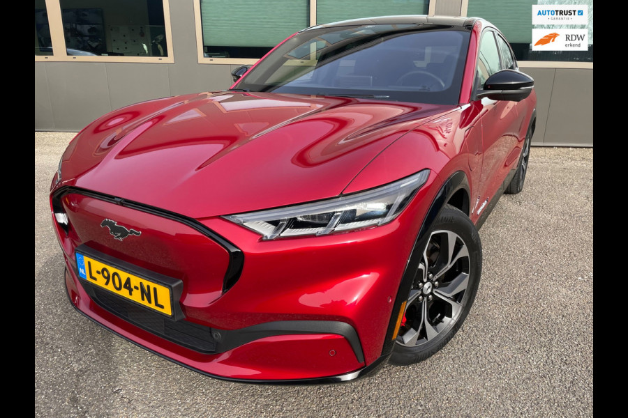 Ford Mustang Mach-E Extended AWD 98 kWh 1ste Eig Dealer onderhouden luxe uitvoering!