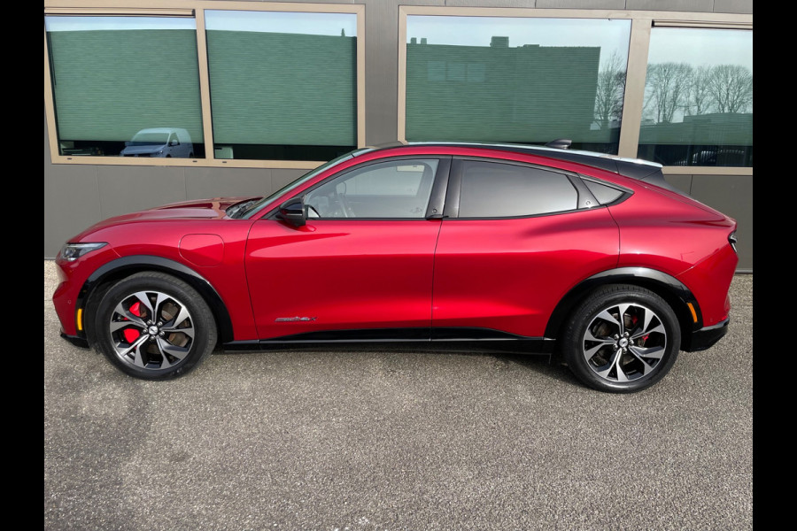 Ford Mustang Mach-E Extended AWD 98 kWh 1ste Eig Dealer onderhouden luxe uitvoering!