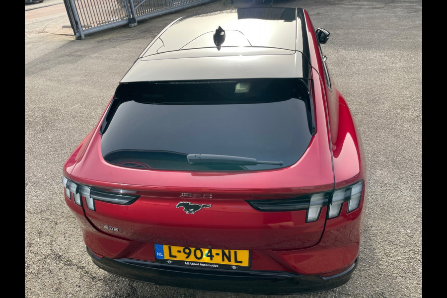 Ford Mustang Mach-E Extended AWD 98 kWh 1ste Eig Dealer onderhouden luxe uitvoering!