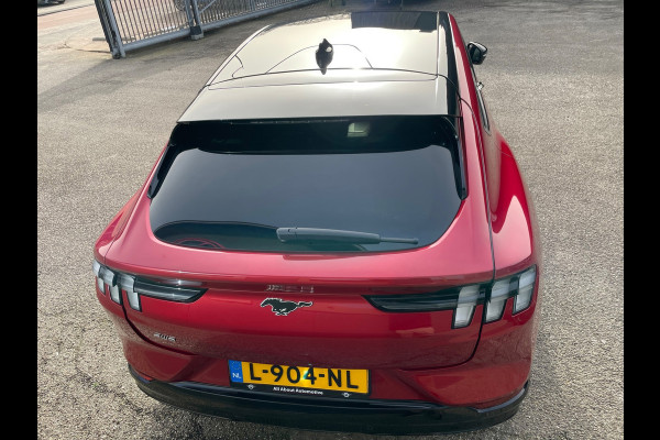 Ford Mustang Mach-E Extended AWD 98 kWh 1ste Eig Dealer onderhouden luxe uitvoering!