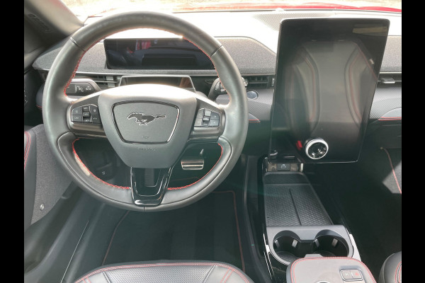 Ford Mustang Mach-E Extended AWD 98 kWh 1ste Eig Dealer onderhouden luxe uitvoering!