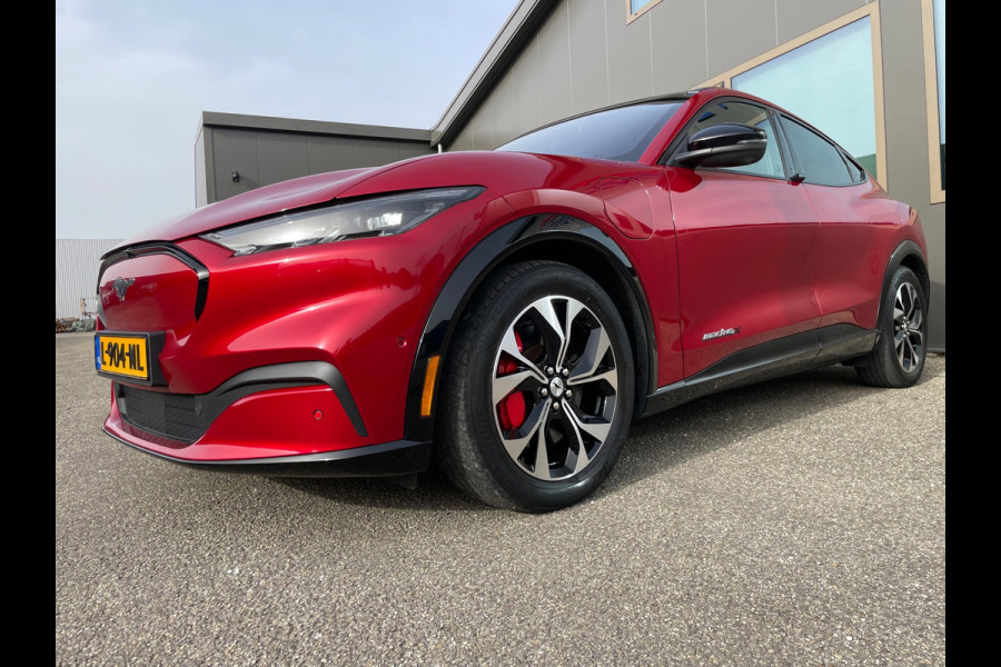 Ford Mustang Mach-E Extended AWD 98 kWh 1ste Eig Dealer onderhouden luxe uitvoering!