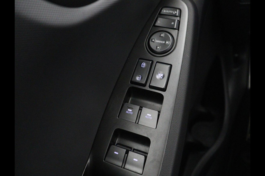 Hyundai IONIQ Premium EV 38 kWh | SOH 100% | Schuifdak | Stoelventilatie | Leder | Warmtepomp | Adaptive cruise | Camera | Achterbankverwarming | Carplay | Infinity Sound | Memory | Full LED | Keyless