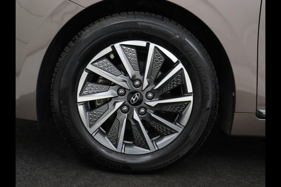 Hyundai IONIQ Premium EV 38 kWh | SOH 100% | Schuifdak | Stoelventilatie | Leder | Warmtepomp | Adaptive cruise | Camera | Achterbankverwarming | Carplay | Infinity Sound | Memory | Full LED | Keyless