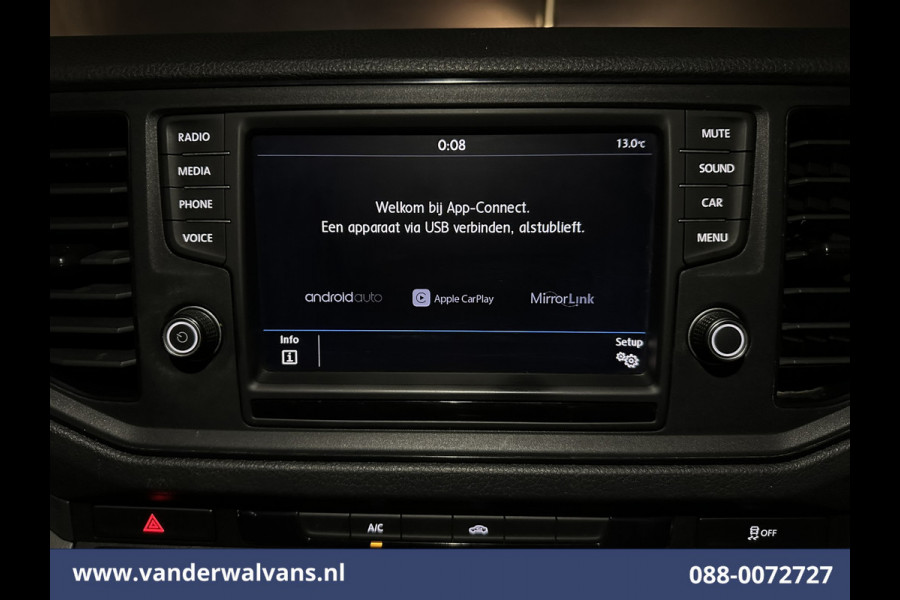 Volkswagen Crafter 2.0TDI 140pk L3H3 L2H2 Euro6 Airco | Camera | Apple Carplay | Android Auto Bijrijdersbank, 3000kg trekvermogen
