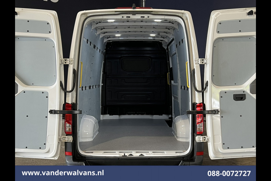 Volkswagen Crafter 2.0TDI 140pk L3H3 L2H2 Euro6 Airco | Camera | Apple Carplay | Android Auto Bijrijdersbank, 3000kg trekvermogen