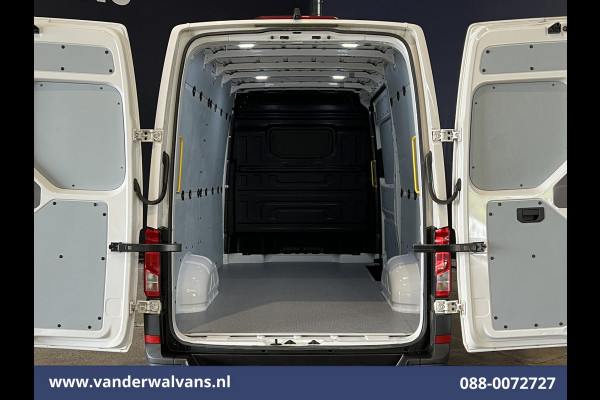Volkswagen Crafter 2.0TDI 140pk L3H3 L2H2 Euro6 Airco | Camera | Apple Carplay | Android Auto Bijrijdersbank, 3000kg trekvermogen