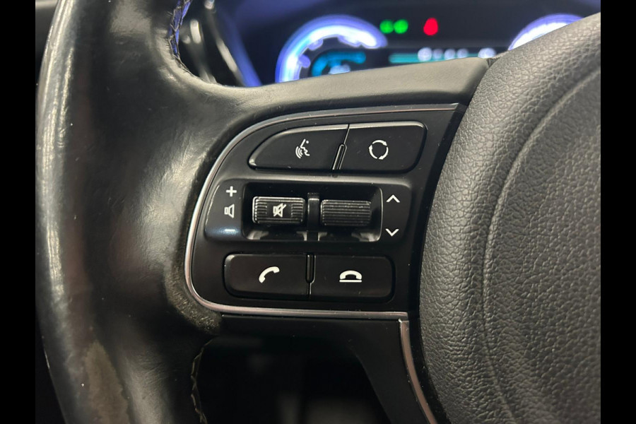 Kia Niro 1.6 GDi Hybrid ExecutiveLine Trekhaak Navigatie Apple Carplay/Android Auto Camera Parkeersensoren achter Adaptive Cruise Control Climate Control Half leder Lichtmetalen velgen