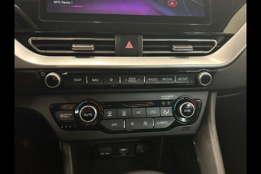 Kia Niro 1.6 GDi Hybrid ExecutiveLine Trekhaak Navigatie Apple Carplay/Android Auto Camera Parkeersensoren achter Adaptive Cruise Control Climate Control Half leder Lichtmetalen velgen