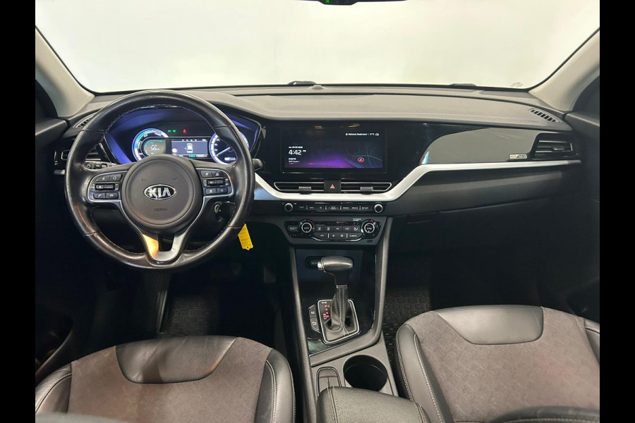 Kia Niro 1.6 GDi Hybrid ExecutiveLine Trekhaak Navigatie Apple Carplay/Android Auto Camera Parkeersensoren achter Adaptive Cruise Control Climate Control Half leder Lichtmetalen velgen