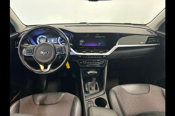 Kia Niro 1.6 GDi Hybrid ExecutiveLine Trekhaak Navigatie Apple Carplay/Android Auto Camera Parkeersensoren achter Adaptive Cruise Control Climate Control Half leder Lichtmetalen velgen