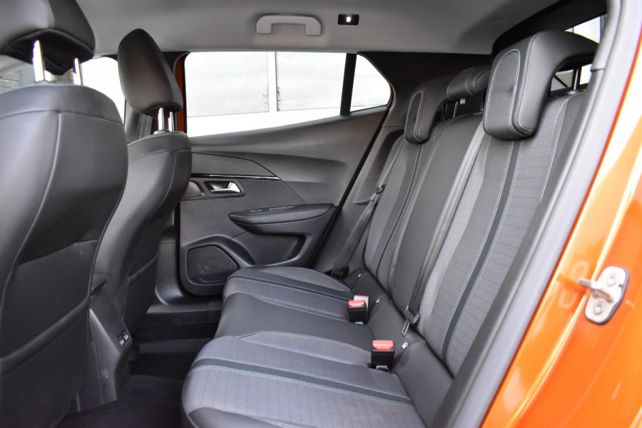 Peugeot 2008 1.2 PureTech 130PK Aut. Allure Pack | Camera | LED | Carplay | Adapt. Cruise | Incl. garantie