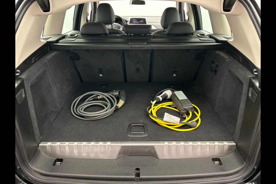 BMW X3 XDrive30e Business Edition Plus * 1e Eigenaar * Trekhaak Leder Navigatie Leder