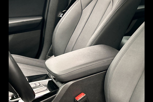 BMW X3 XDrive30e Business Edition Plus * 1e Eigenaar * Trekhaak Leder Navigatie Leder