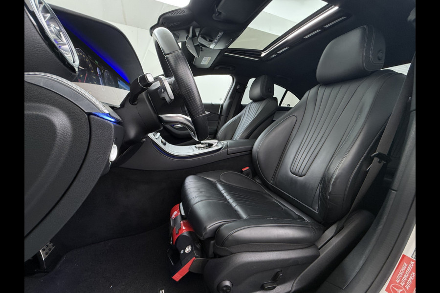 Mercedes-Benz CLS-Klasse 450 4Matic AMG // Burmester // 360 Camera // Sunroof // Trekhaak // 20 inch // Designo White // Distronic