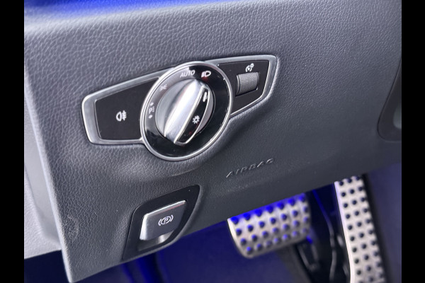 Mercedes-Benz CLS-Klasse 450 4Matic AMG // Burmester // 360 Camera // Sunroof // Trekhaak // 20 inch // Designo White // Distronic