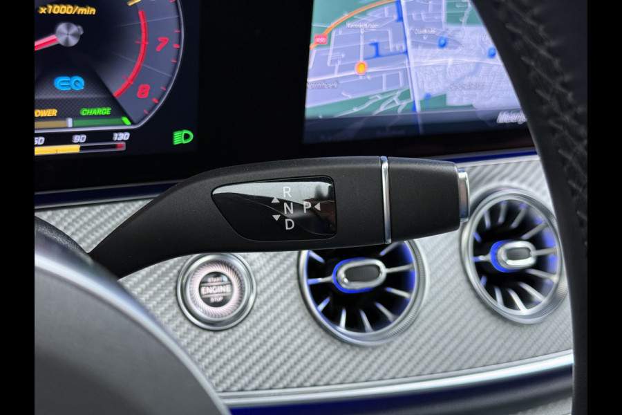 Mercedes-Benz CLS-Klasse 450 4Matic AMG // Burmester // 360 Camera // Sunroof // Trekhaak // 20 inch // Designo White // Distronic